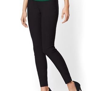Whitney High-Waisted Pull-On Slim-Pant Black- XL